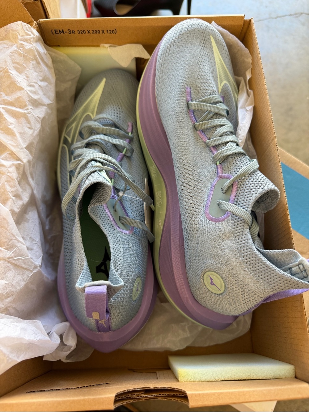 FLASH SALE | Mizuno Neo Vista Light Gray & Lavender Women's Running Shoes